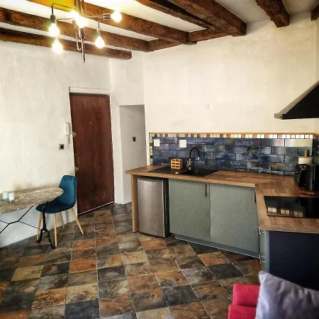 Authentique Apartment
